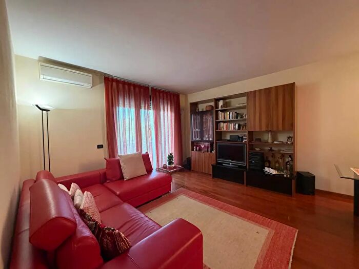 Appartamento con 5 locali in vendita in Via Gorizia, Torri Di Quartesolo
