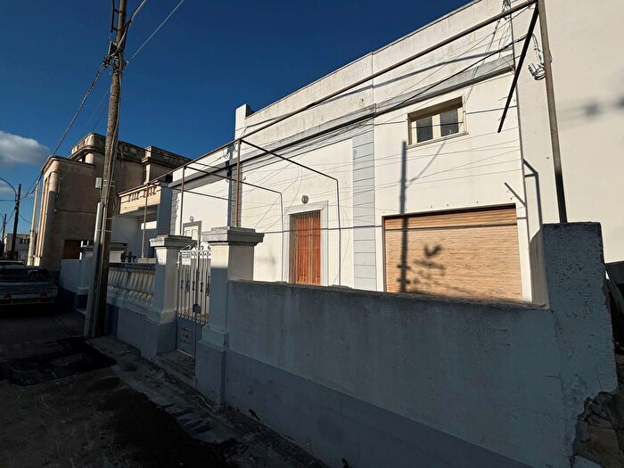 Casa con 5 locali in vendita in Via Isonzo, Patu