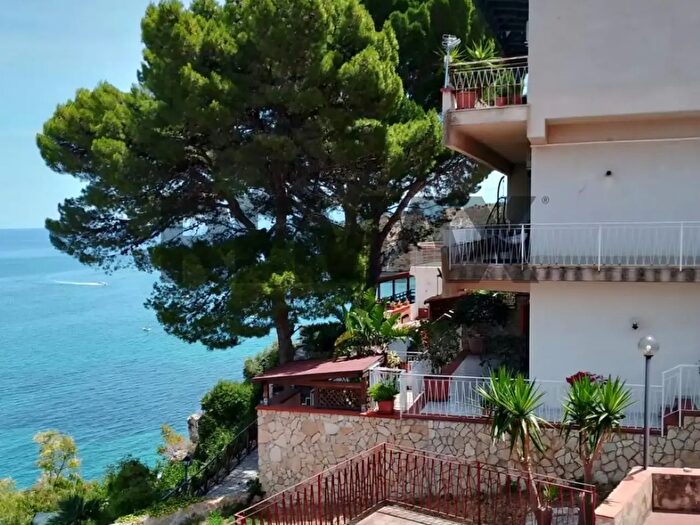 Casa quadrilocale in vendita in Ss Km Snc, Altavilla Milicia