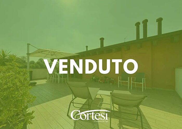 Appartamento trilocale in vendita in Via Colombaia Seriate, Seriate