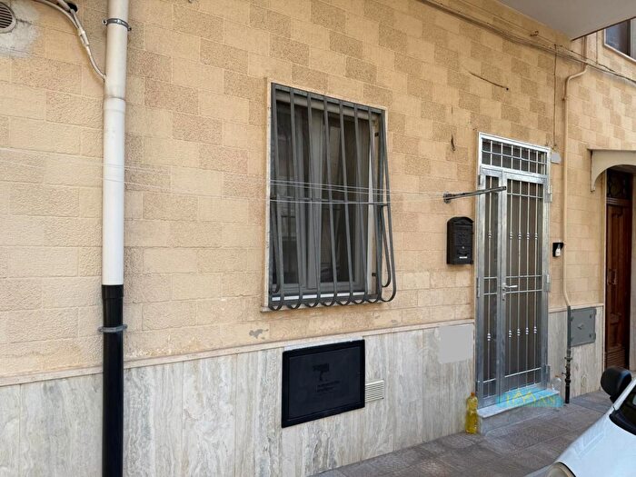 Appartamento trilocale in vendita in Via Cosenza, Ceglie Messapica