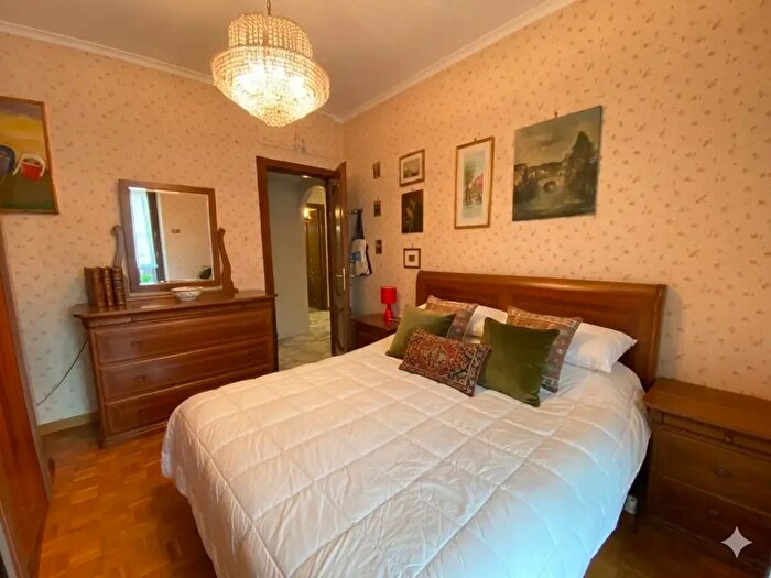 Appartamento trilocale in vendita in Via Marco Celio Rufo, Roma