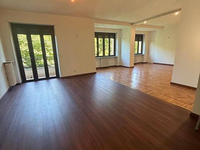 Appartamento quadrilocale in affitto in Corso Valdocco, Cittadella, Torino