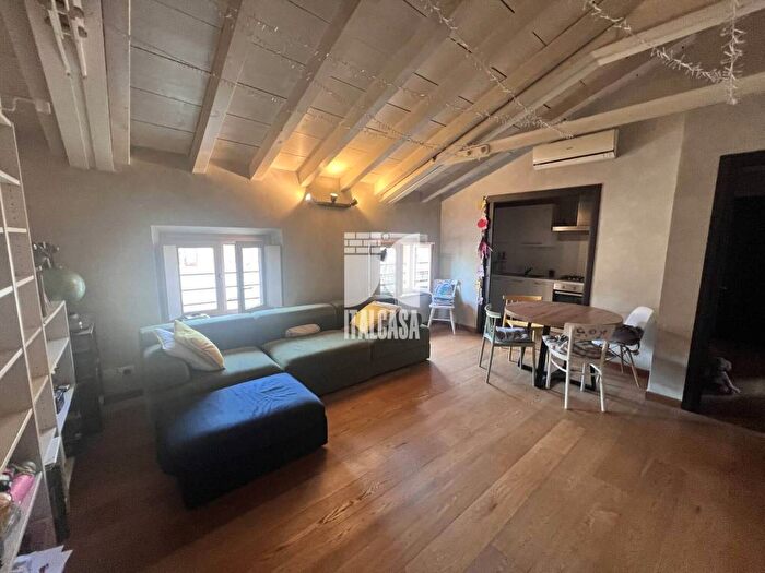 Casa trilocale in affitto in Via Pietro Fortunato Calvi, Centro, Mantova