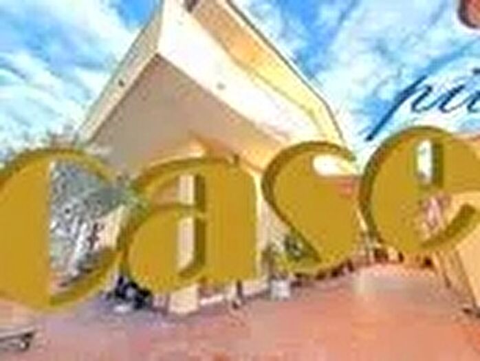 Casa con 13 locali in vendita in Viareggio