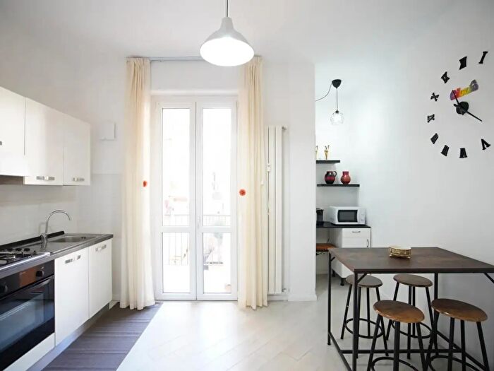 Appartamento bilocale in affitto in Piazza Buonarroti, Scandicci