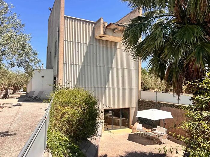 Casa con 12 locali in vendita in Via Rasola, Sciacca