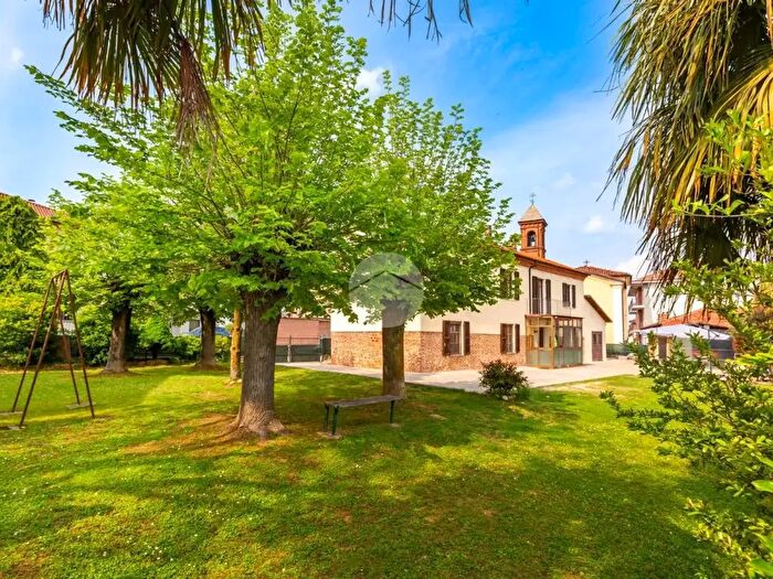Casa con 6 locali in vendita in Via San Rocco, Villafranca DAsti