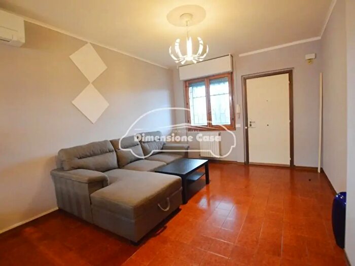 Appartamento bilocale in vendita in Iazza Aldo M, Capannori