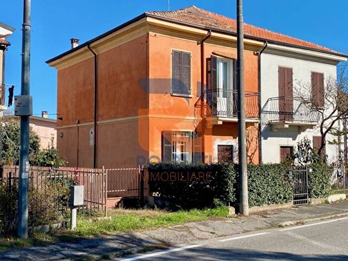 Casa trilocale in affitto in Via Chiozzo, Chiozzo Sora, Pavia