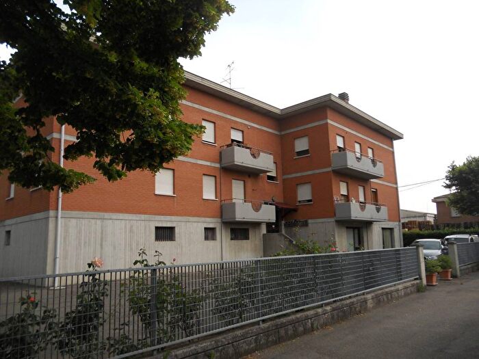 Appartamento con 5 locali in affitto in Marmirolo Bagno, Reggio Emilia