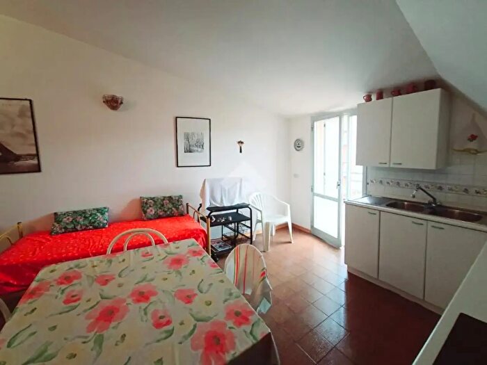 Appartamento trilocale in vendita in Flacco Perseo, BellariaIgea Marina