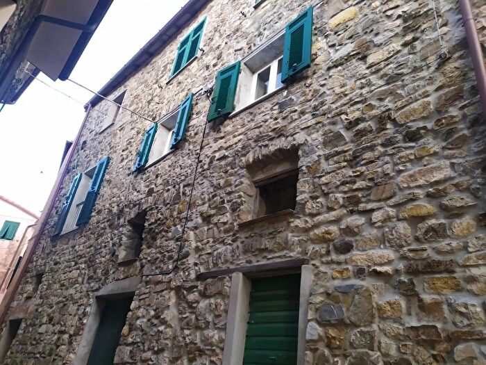 Appartamento quadrilocale in vendita in Bolano