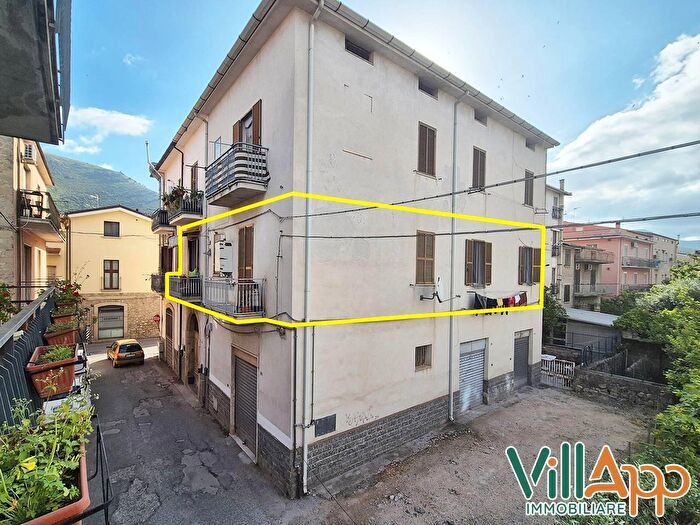 Appartamento con 6 locali in vendita in Via degli Ausoni, Fondi