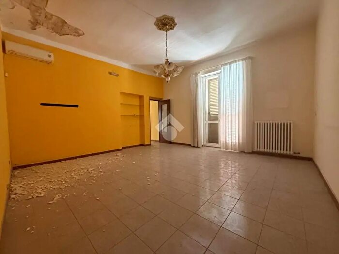 Appartamento quadrilocale in vendita in Via Tenente F Lillo, Bitonto