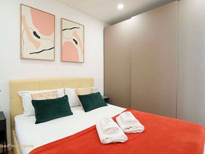 Appartamento bilocale in affitto in Via Francesco Daverio, Guastalla, Milano