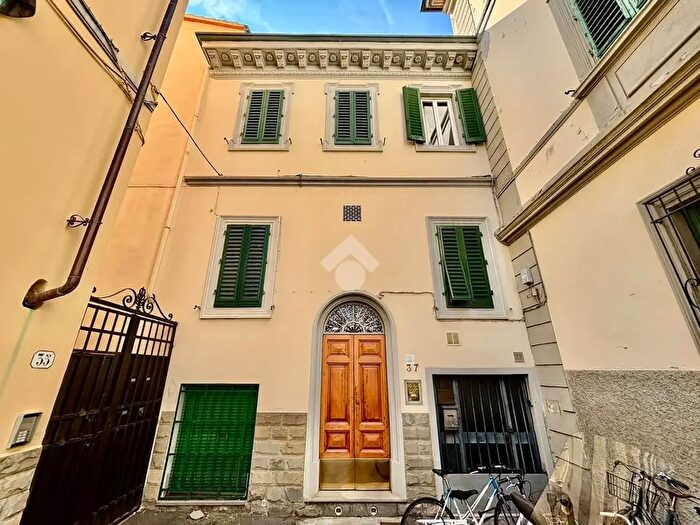 Appartamento quadrilocale in vendita in Via del Pellegrino, Firenze