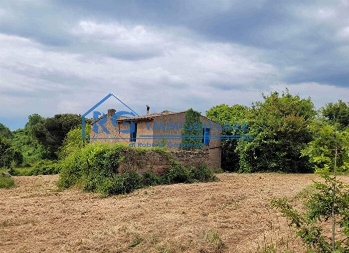 Casa con 6 locali in vendita in Località Monterado, Bagnoregio