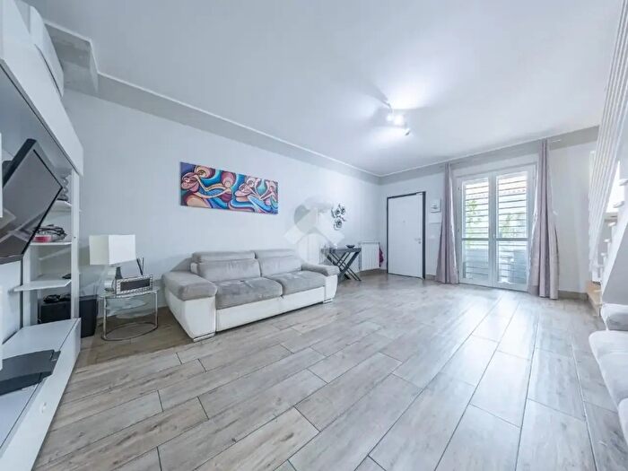 Casa trilocale in vendita in Via Marano Equo, Guidonia Montecelio