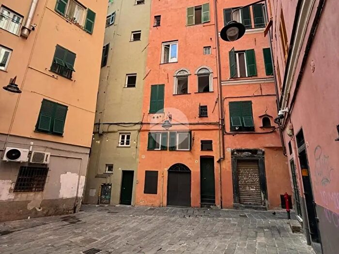 Appartamento bilocale in affitto in Abitazione Piazza di Metelino, Genova