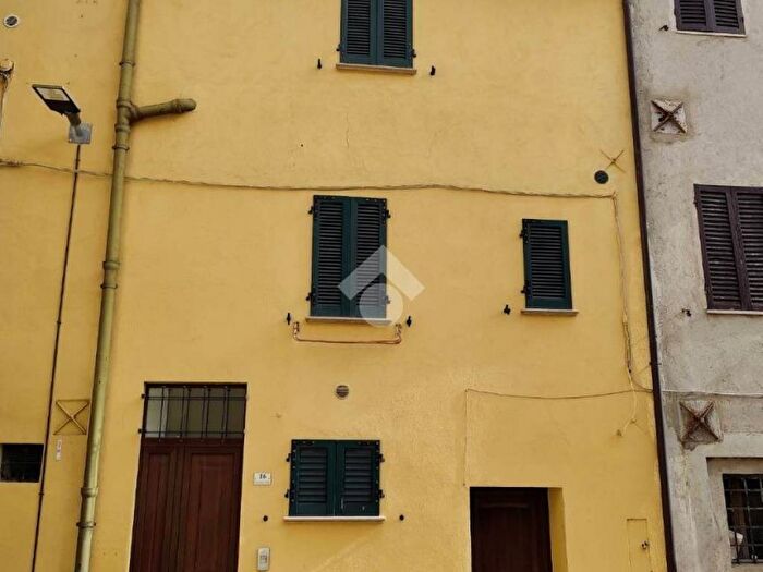 Casa trilocale in vendita in Via dell'isola, Bastia, Bastia Umbra