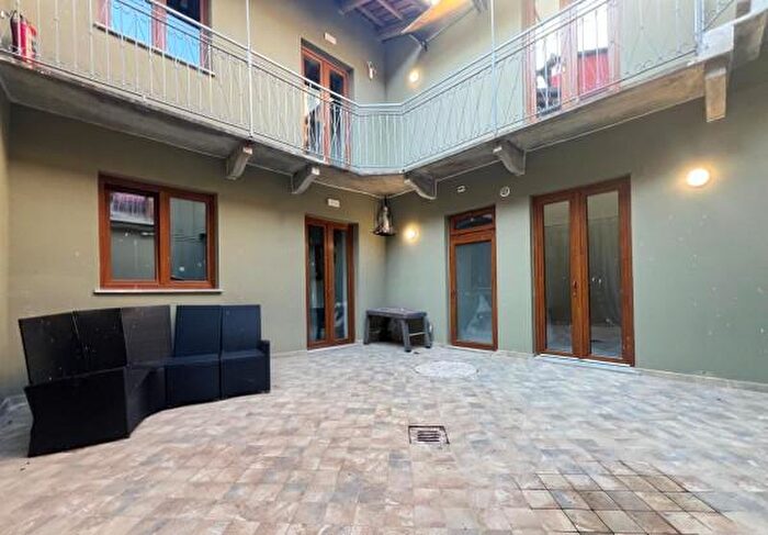 Casa con 5 locali in vendita in Via Tommaso Villa, Canale