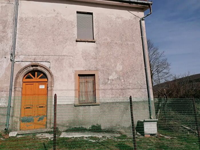 Casa quadrilocale in vendita in Via Pescocupo, Sessano Del Molise