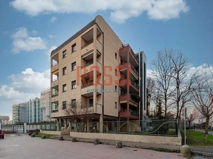 Appartamento bilocale in affitto in Viale Europa, Monza