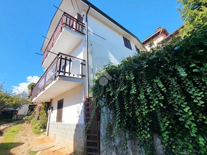 Casa con 5 locali in vendita in Frazione Villafranca, Forno Canavese