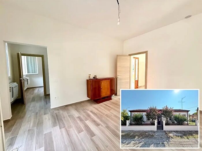 Casa quadrilocale in vendita in Via, Argenta