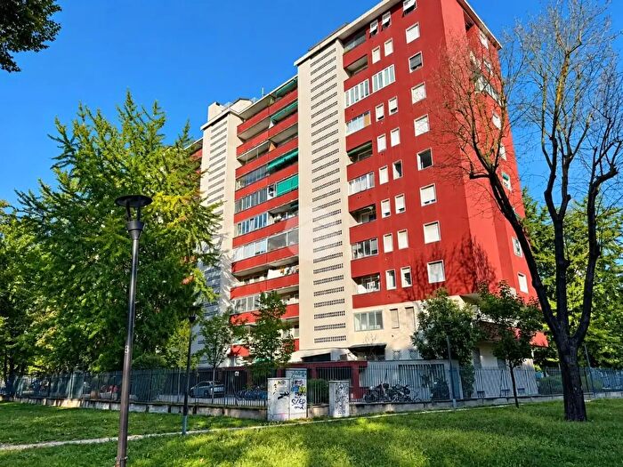 Appartamento bilocale in affitto in Viale Renato Serra, Milano