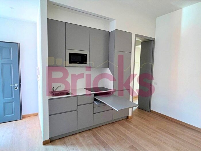 Appartamento bilocale in affitto in Via Bergamo, Montenero, Milano