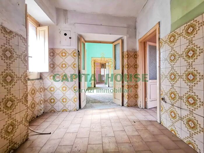 Appartamento con 5 locali in vendita in Via Michele Monaco, San Prisco