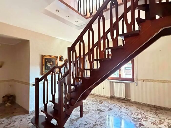 Appartamento con 5 locali in vendita in Via Cosentini, Pianopoli