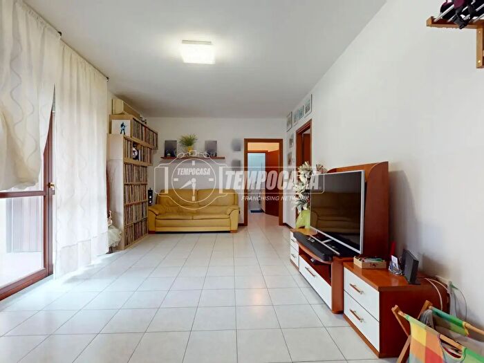 Appartamento quadrilocale in vendita in Via Quasimodo, Castel Maggiore