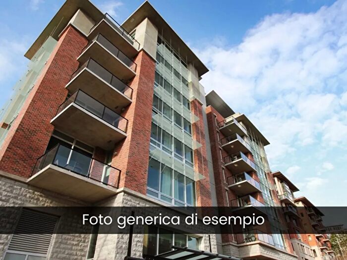 Casa con 20 locali in vendita in Gorizia