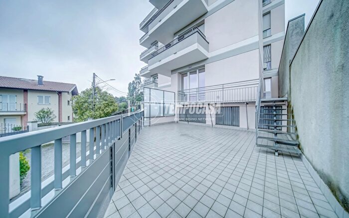 Appartamento bilocale in vendita in Via Volta, Cassano Magnago