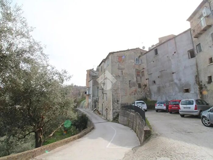 Casa con 5 locali in vendita in Via Paolo Nicola E Francesco Giampaolo, Ripalimosani