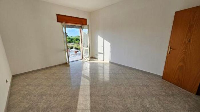 Appartamento trilocale in vendita in Via Fragale, Torrenova