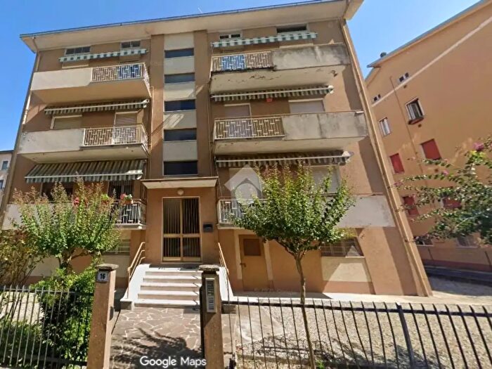 Appartamento trilocale in vendita in Via Osvaldo Dominici, Colorno