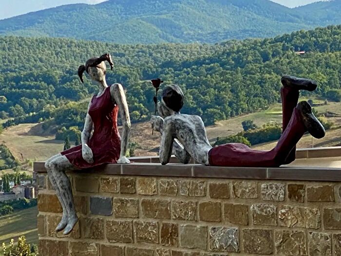 Casa con 8 locali in vendita in Bibbiena