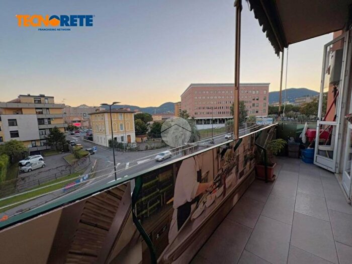 Appartamento quadrilocale in vendita in Via enrico tazzoli, Canaletto, La Spezia