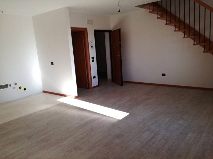 Appartamento quadrilocale in affitto in Centro, Bassano del Grappa