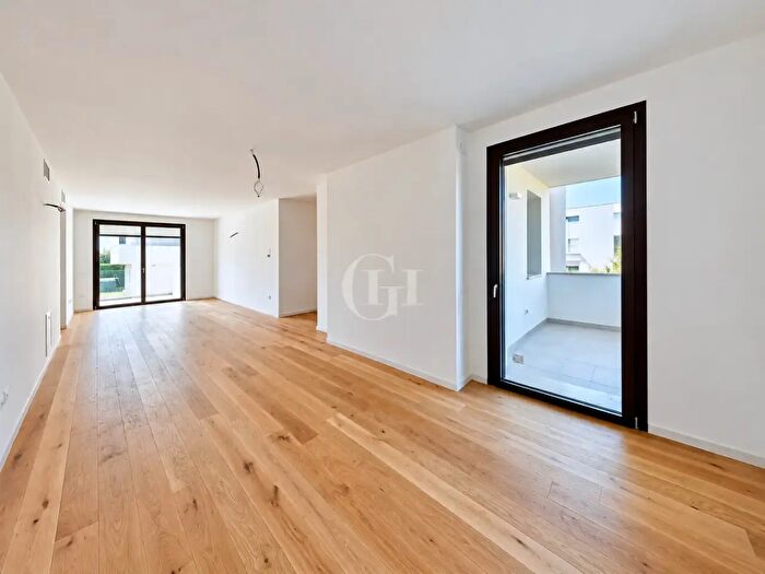 Appartamento quadrilocale in vendita in Desenzano Del Garda