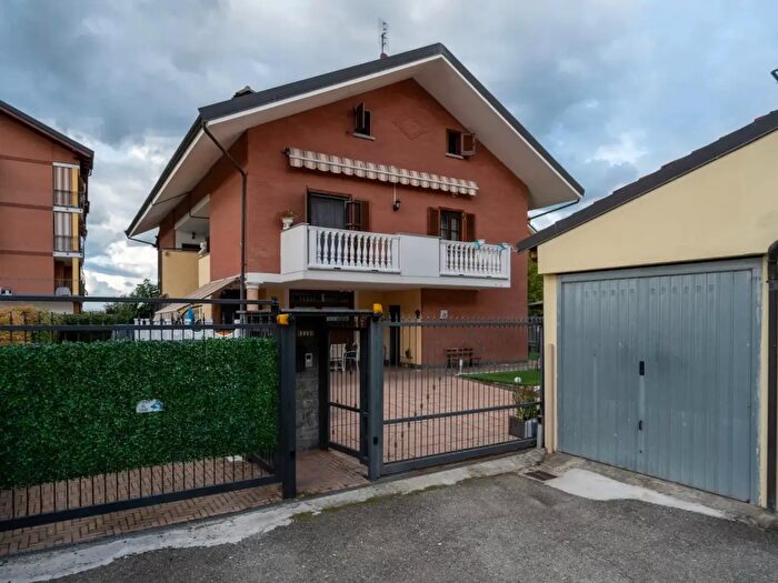 Casa con 5 locali in vendita in Via Marconi B, Mappano