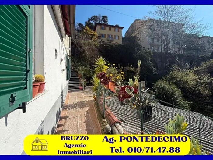 Appartamento bilocale in vendita in Via Campomorone, Genova