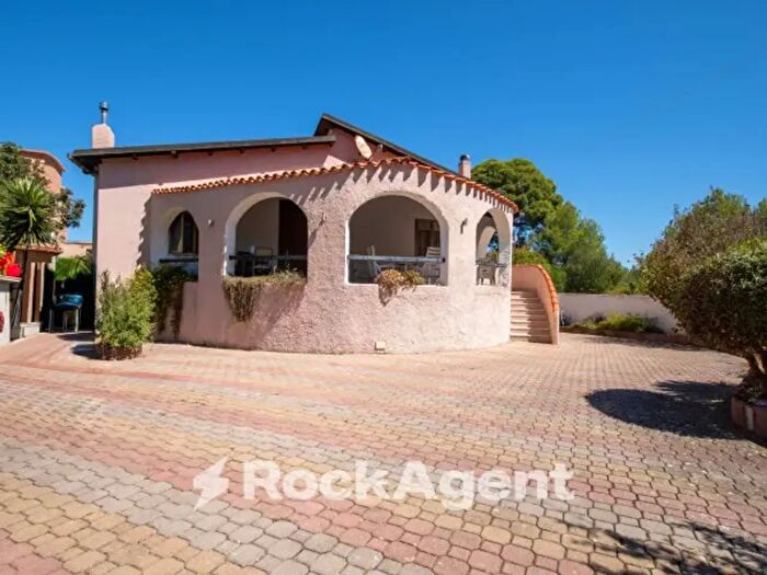 Casa con 6 locali in vendita in Via Elio De Cupis, Sassari