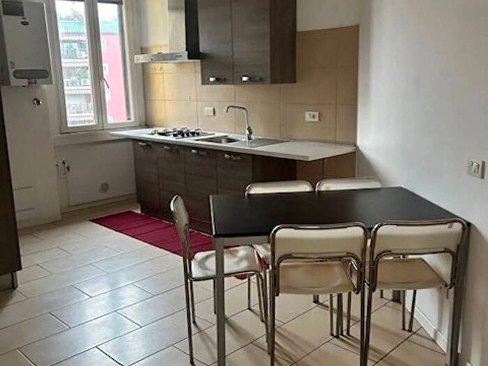 Appartamento trilocale in affitto in Viale Certosa, Musocco, Milano