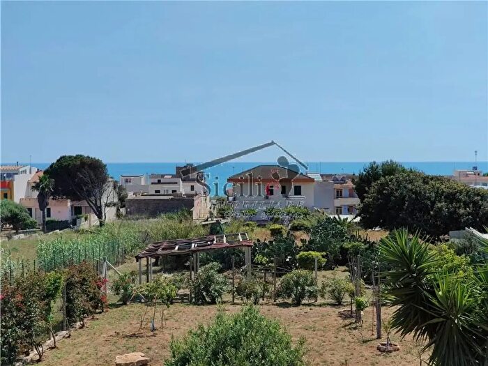 Appartamento con 7 locali in vendita in Scicli