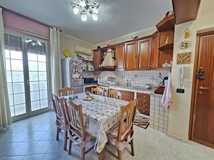 Appartamento trilocale in vendita in Via dellAllodola, Palermo